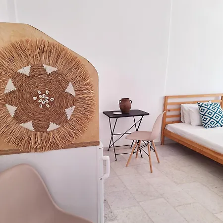 Ξενοδοχείο με διαμερίσματα Giannakis Filoxenia 3*