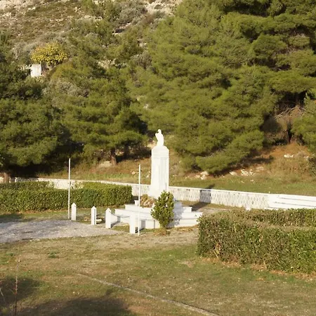 Giannakis Filoxenia Aparthotel 3*