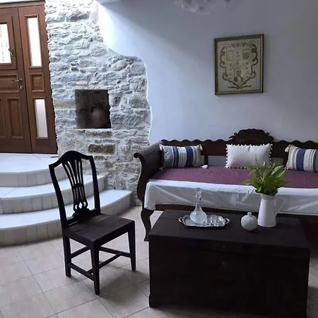 Giannakis Filoxenia Aparthotel 3*